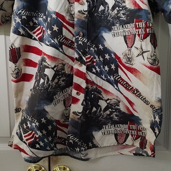 Clear Water Outfitters  Military USA Home of the Brave Button down shirt Sz M - Picture 2 of 7
